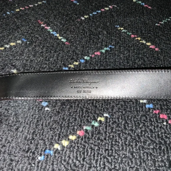 Salvatore Ferragamo unisex brown suede belt - Picture 4 of 8